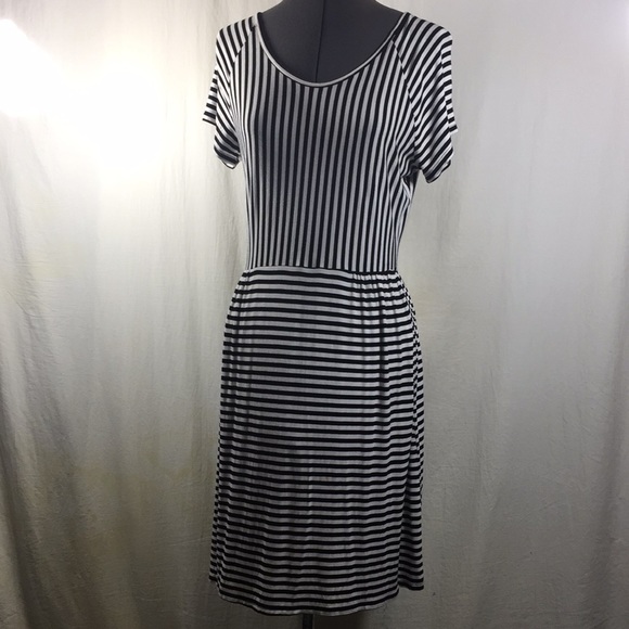 A.N.A. Black & White Striped Summer Dress Size M - Picture 1 of 7